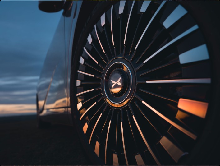 XPENG X9 stationary emblem wheel hub mobile