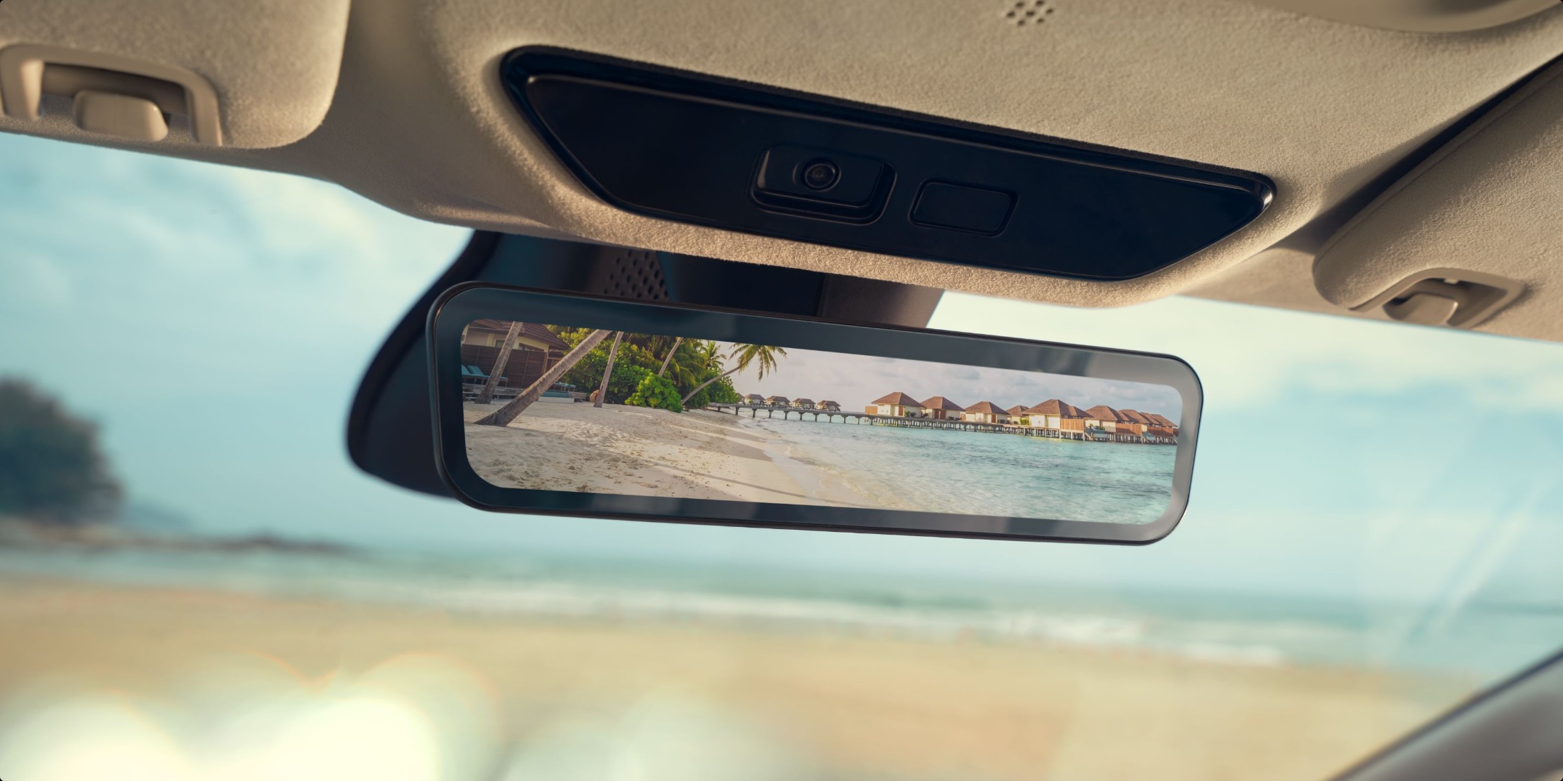 XPENG X9 streaming rear-view mirror